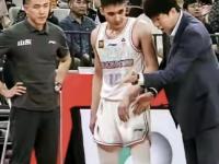 乐鱼体育入口-包含邱彪安排年轻队员晚上加练投篮教练组要一起参加的词条