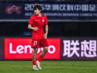 乐鱼体育app-国足东亚杯遗珠上海海港2-1逆转深圳李新翔19岁连续3轮中超破门