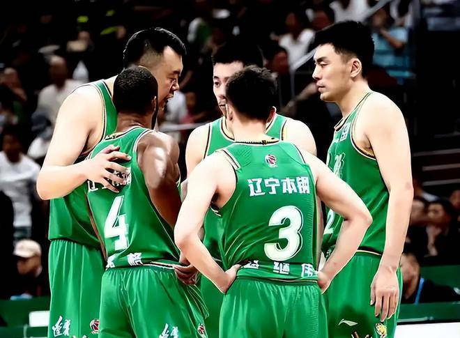 辽宁男篮主场胜出,豪取胜利
