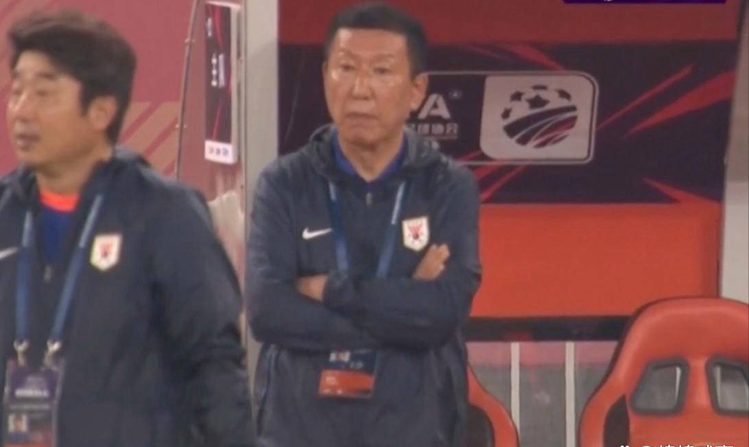 包含中国媒体可能不知崔康熙在度假竟荒谬地说他失联的词条